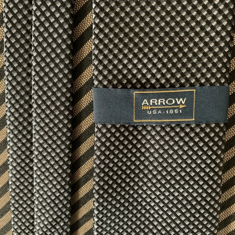 Arrow Necktie Black/White/Gray Square Check Pattern Easy Care NWT Neck Tie